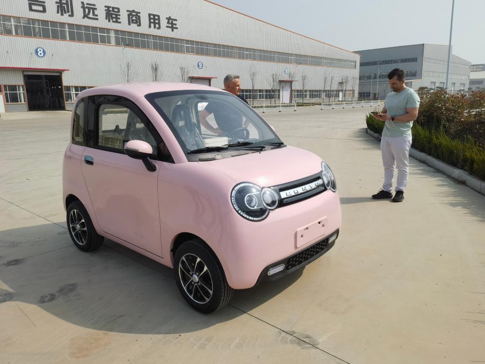 Chất lượng cao giành được sự công nhận và khen ngợi sau khi khách hàng châu Âu lái BTE09